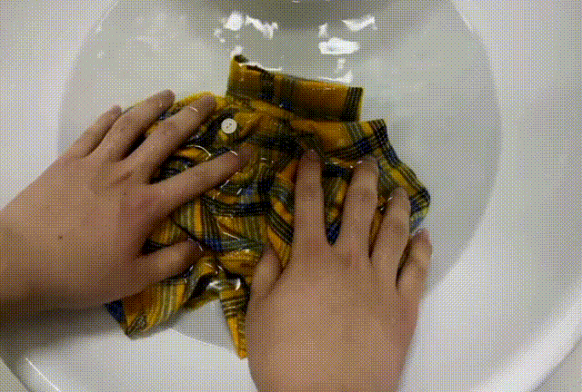 不含荧光剂，零甲醛，专业仪器检测荧光剂含量为0。