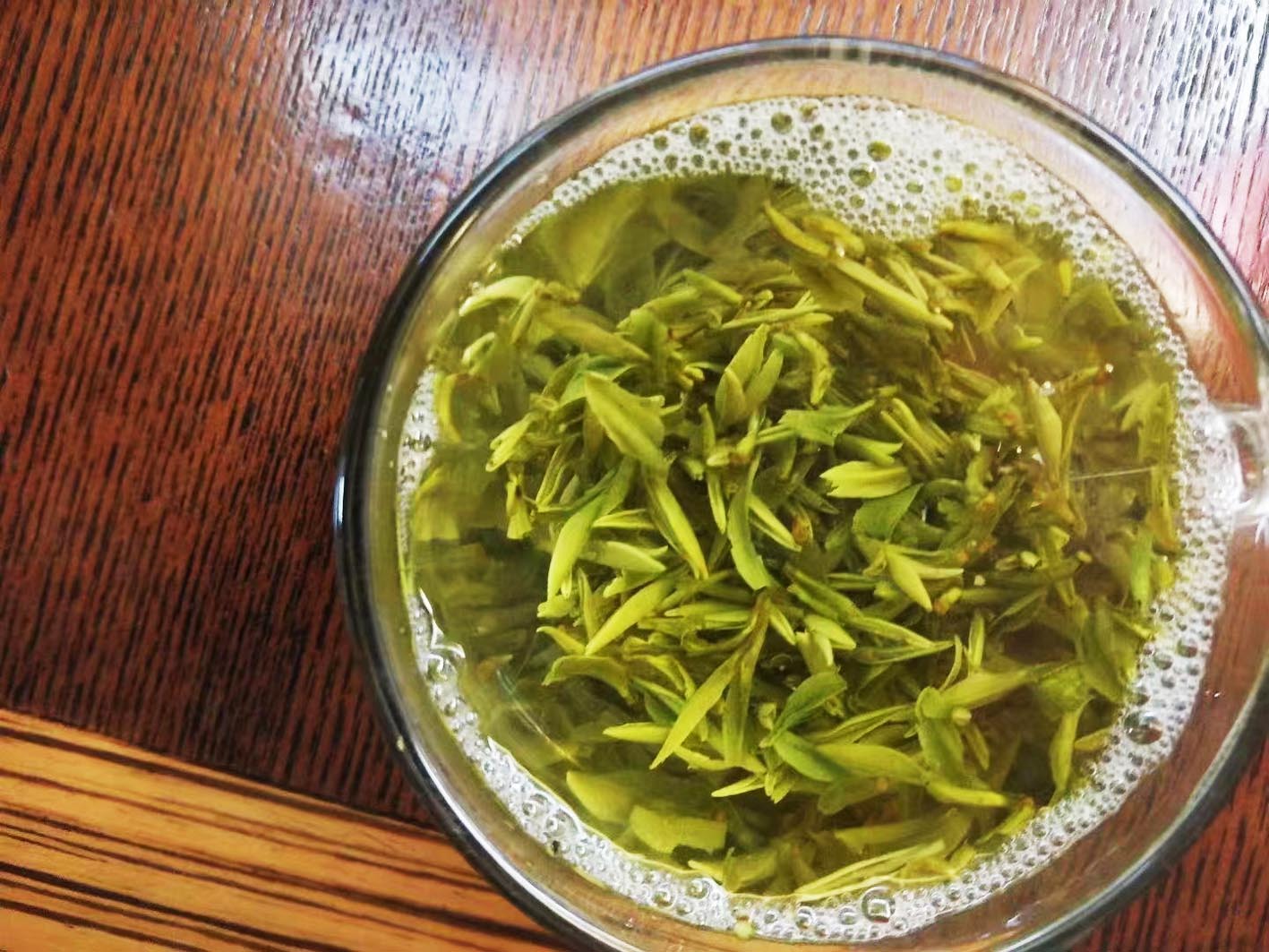 记者走访扬州茶叶市场了解到,扬州绿杨春春茶目前仍旧处于少量上市