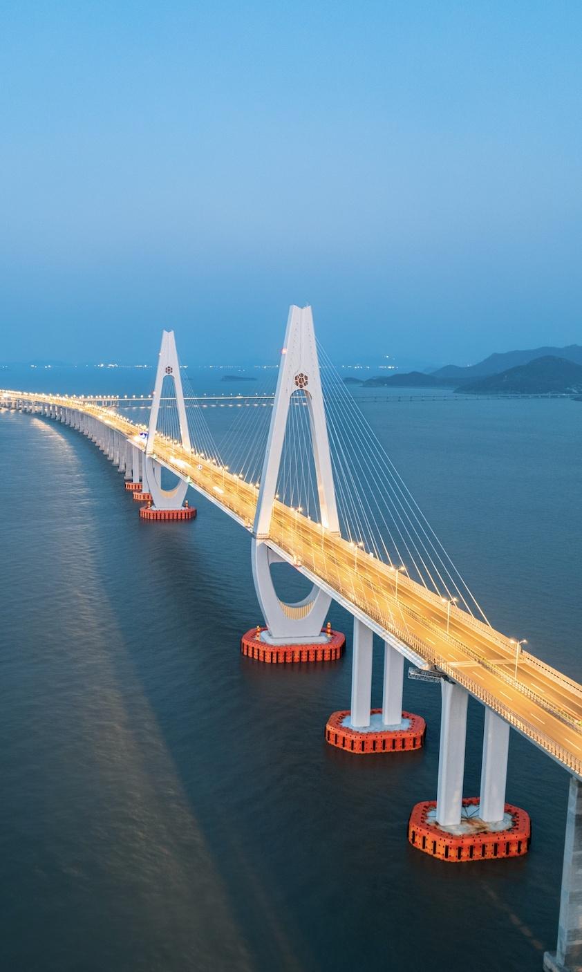 舟山从陆路交通的末梢跨海大桥让大桥可以抵抗17级的超级台风风可以从