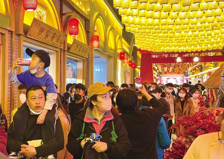 黄河食渡文化夜市亮相金城|黄河_新浪财经_新浪网