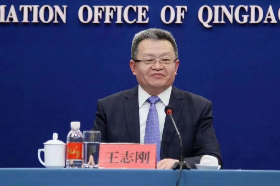 青岛市商务局副局长王志刚.