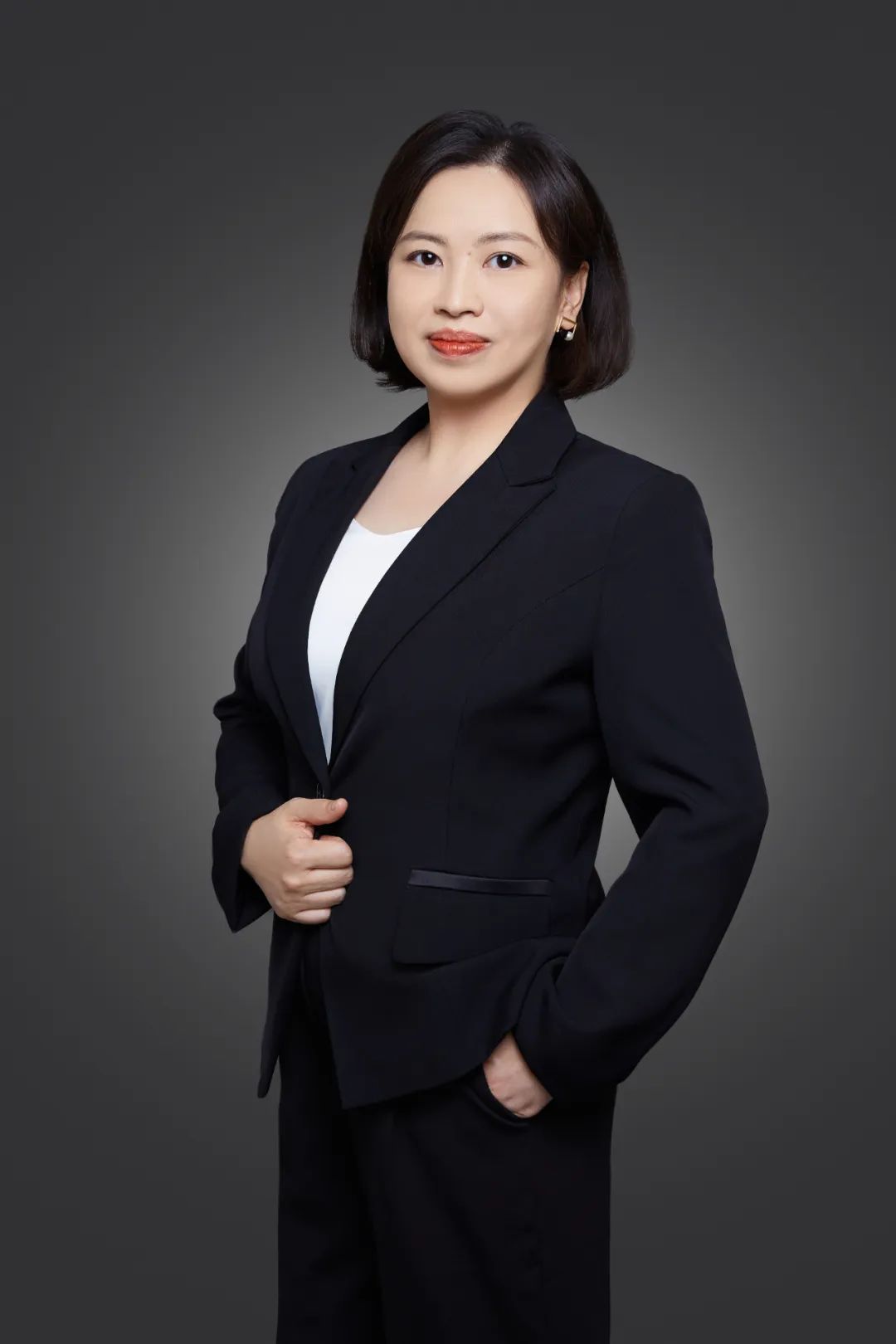 景顺长城基金江虹便是投身基金投顾业务的基金经理之一.