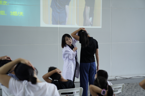 　　龙脊康以往的公益筛查活动