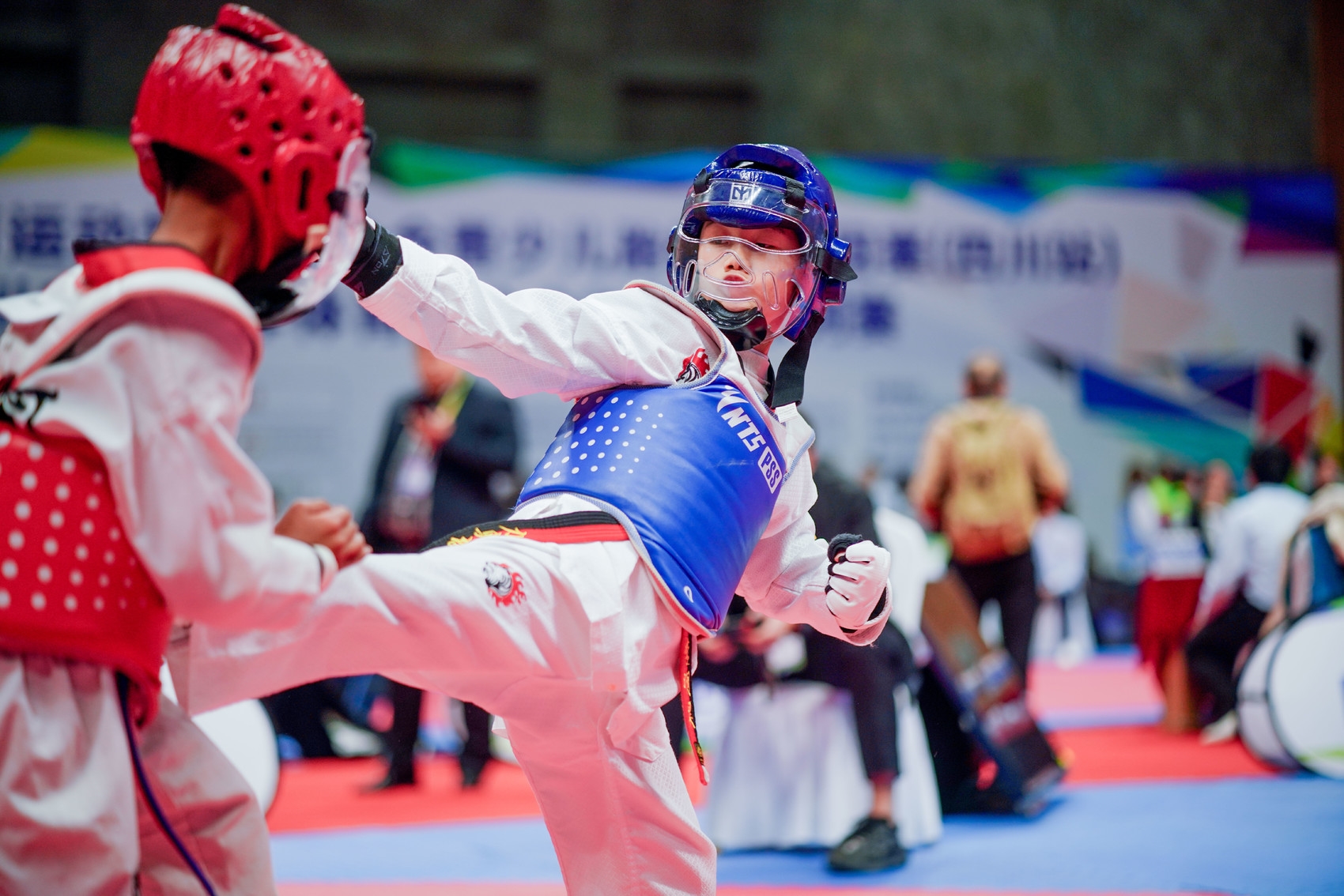 全国体育运动学校联合会青少儿跆拳道巡回赛(四川站)落幕|跆拳道_新浪