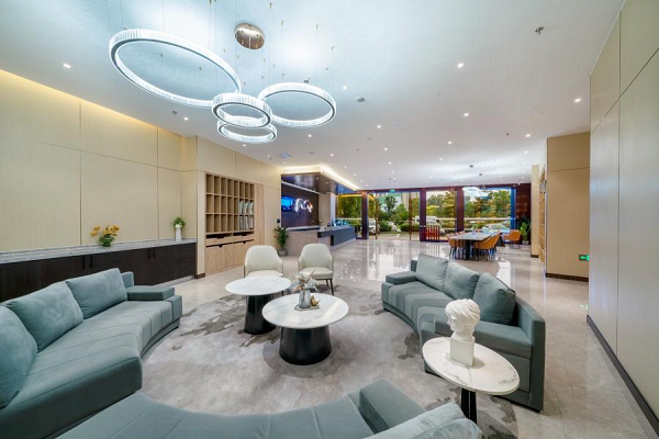 　　柏曼酒店苏州北站采莲广场店大堂