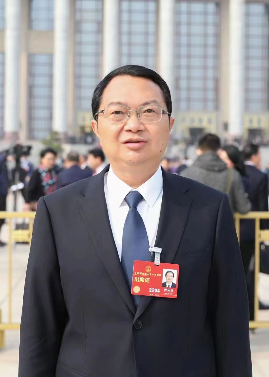 五粮液董事长曾从钦:应扩大中国白酒出口 加快白酒酿造技艺"申遗"