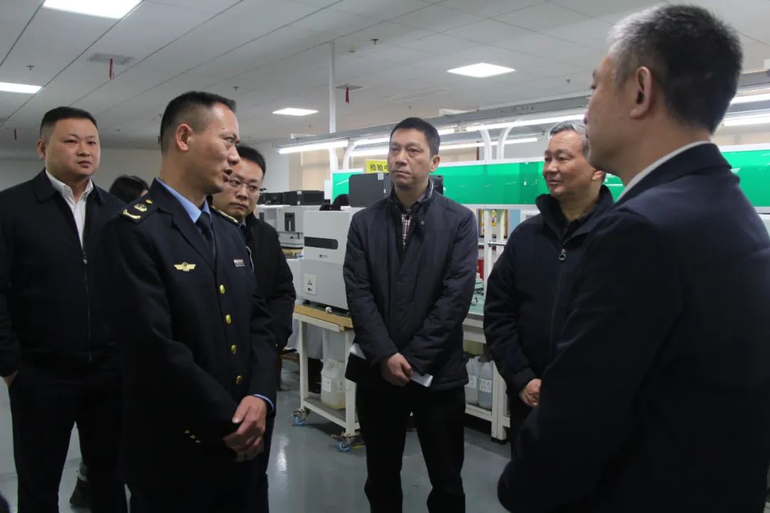 湖南湘江新区党工委副书记岳麓区委副书记周凡一行调研指导我司安全