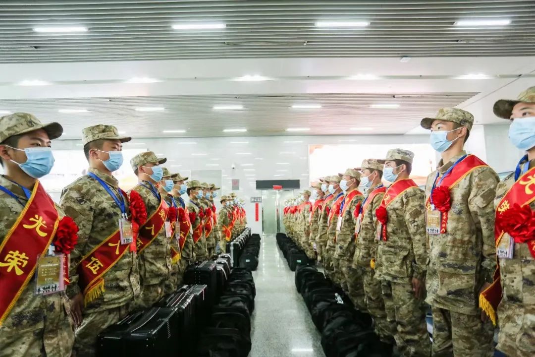 又是一年入伍季沙角大学迎新啦