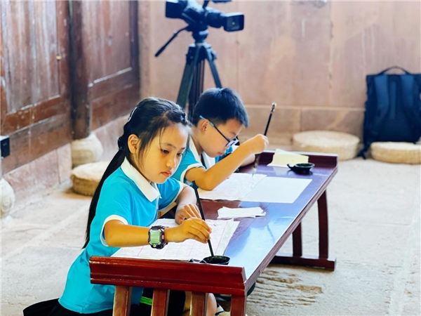 　　(来源：新视线)