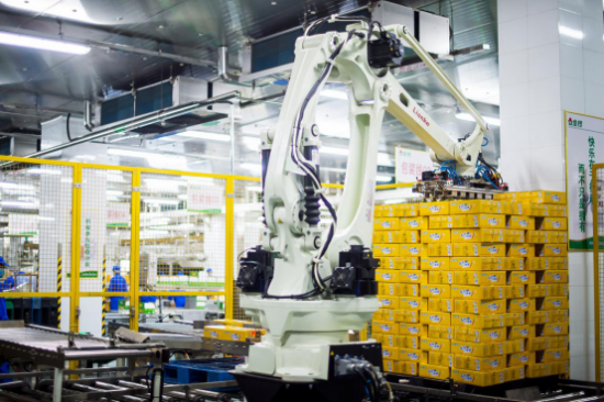 　　金锣自动化生产车间