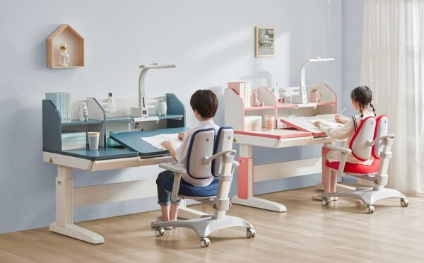 　　护童吉象电动升降学习桌