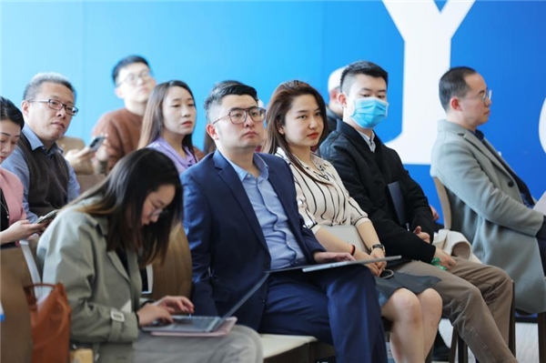 　　(来源：新视线)