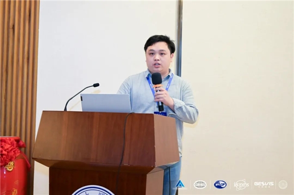 　　▲各赛道现场技术报告答辩