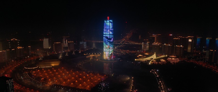 图片来源:新华社