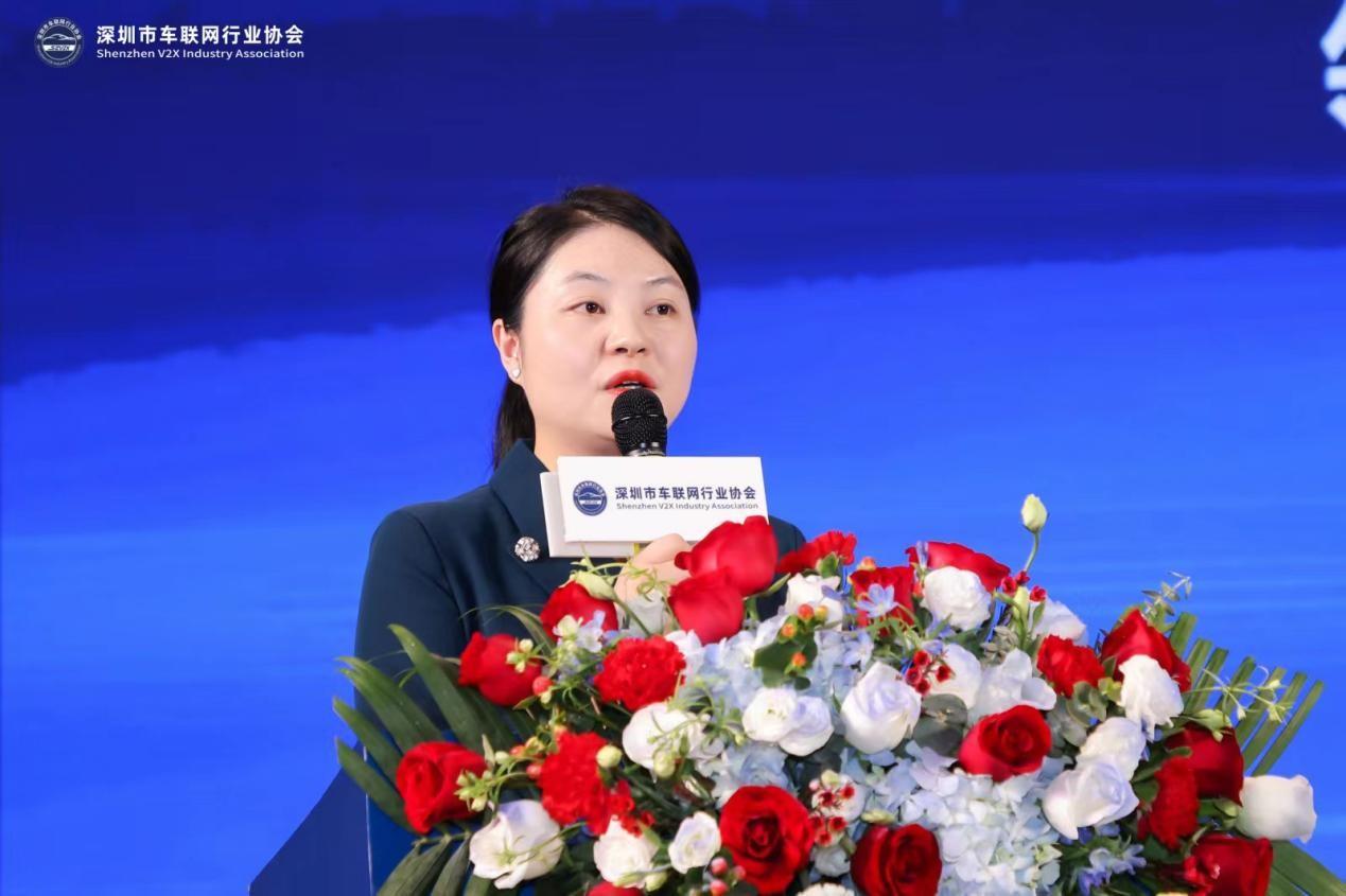 　　(深圳市车联网行业协会执行会长 杨飞)