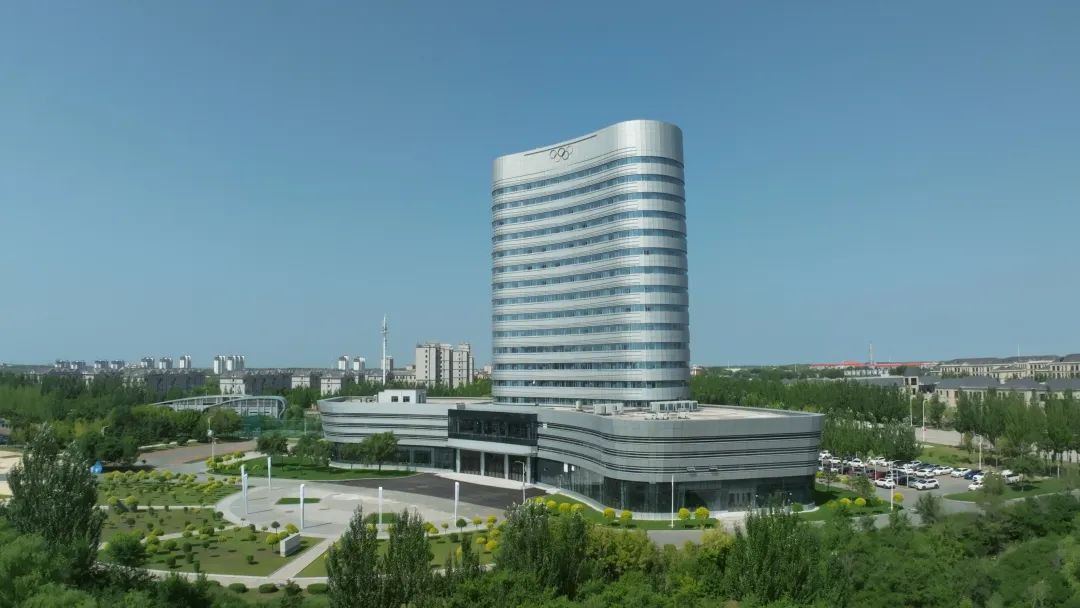 数字大庆中心是东北三省首个地市级智慧城市运营指挥中心,也是大庆