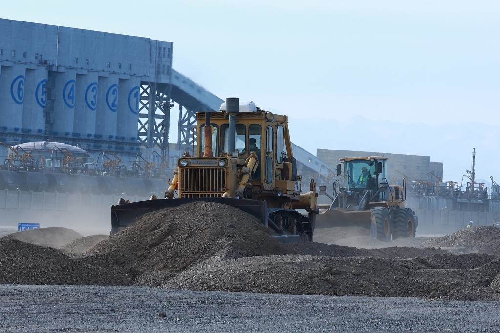 强信心·开新局|扩大有效投资 工程踏春提速——新疆开春推进重大项目