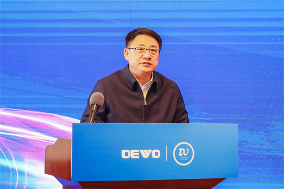 　　黑龙江省嫩江市委书记