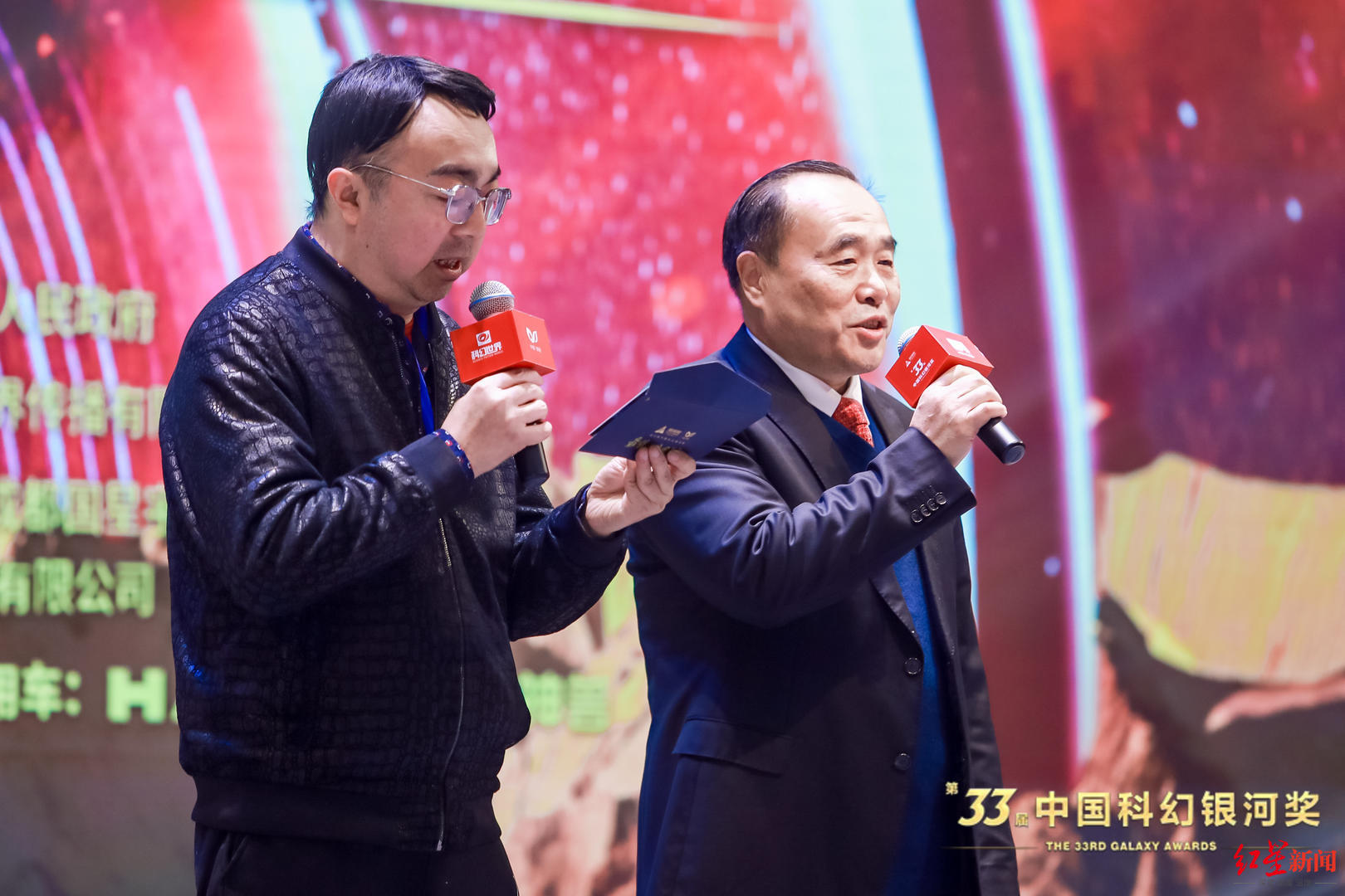 科幻大咖担不担心人工智能来抢“饭碗”?我们当面问了问……|人工智能_新浪科技_新浪网