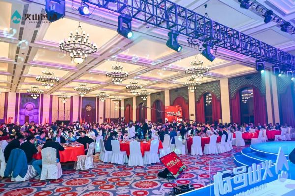 　　(来源：新视线)