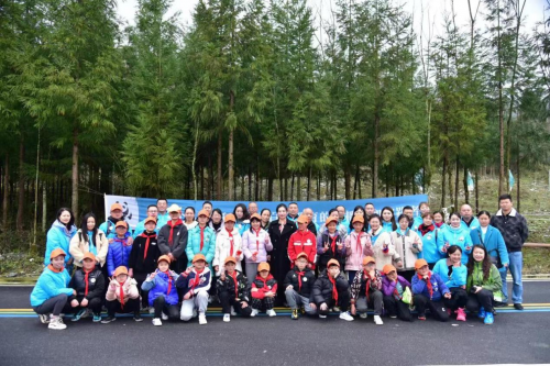 　　(来源：新视线)