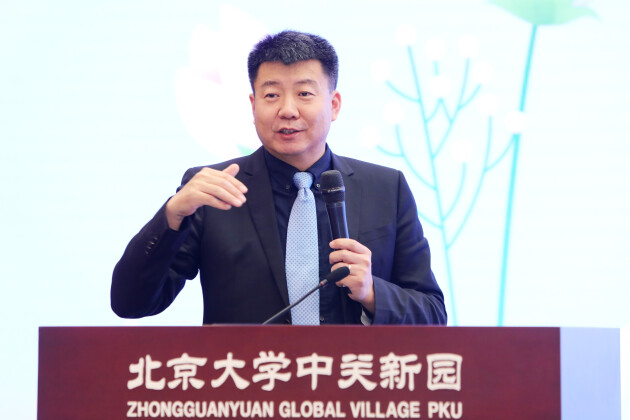 　　北京大学医学人文学院副院长、卫生法学教授王岳“安宁疗护相关法律问题”