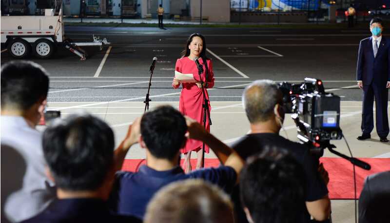 华为董事会换届:孟晚舟4月1日当值轮值董事长|徐直军|胡厚崑|余承东|任正非|常务董事_手机新浪网
