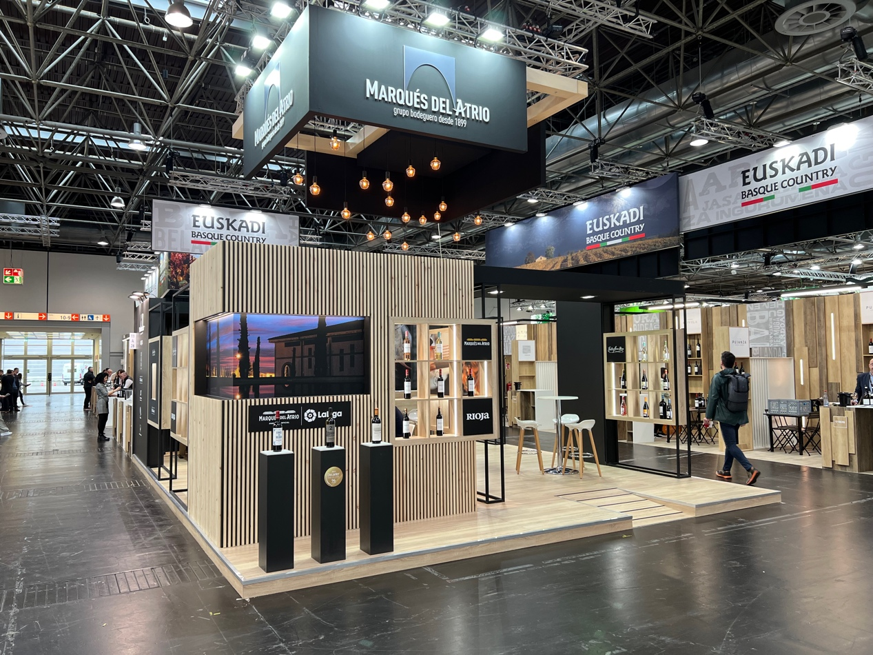 张裕旗下澳大利亚克莱尔谷歌浓酒庄展台,德国葡萄酒评