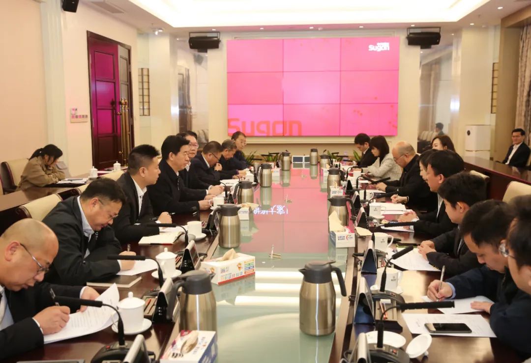 座谈会现场。