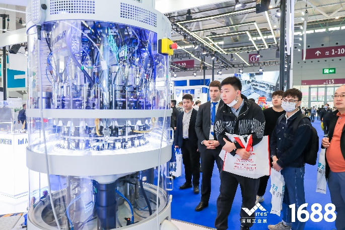 　　(深圳工业展让业界看到解决制造业“卡脖子”难题的信心)