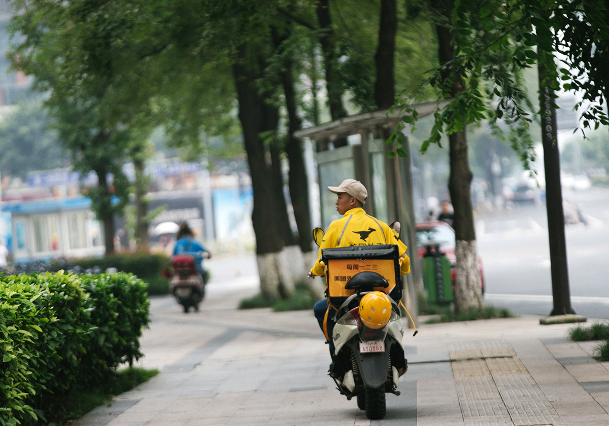 美团外卖 图片来源：每经记者 张建 摄