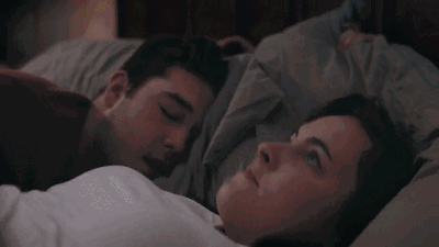 ▲ 当鼾声超过55分贝，就像抱着滚筒洗衣机睡觉。