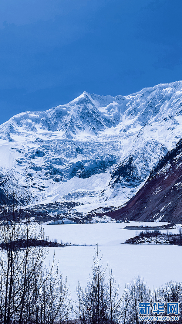 玉龙山冰川图片