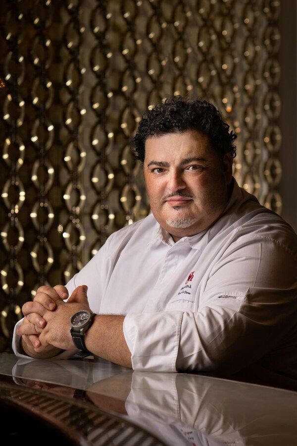 　　8 ? Otte e Mezzo BOMBANA 行政总厨Riccardo La Perna