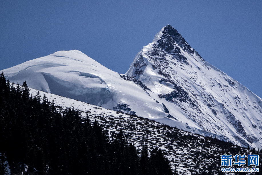 西藏波密:守住"冰川美" 换来"百姓富"