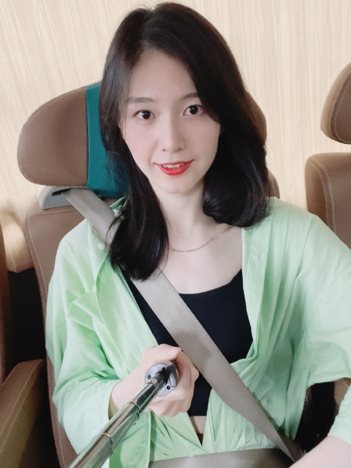 女篮姑娘郭子瑄晒近照:假期倒计时喽 猜猜这是哪【爱哟网】