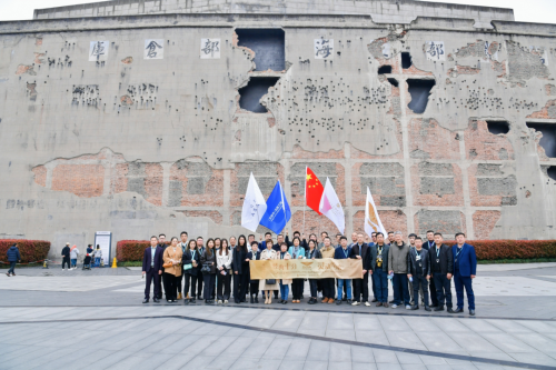 　　(来源：新视线)