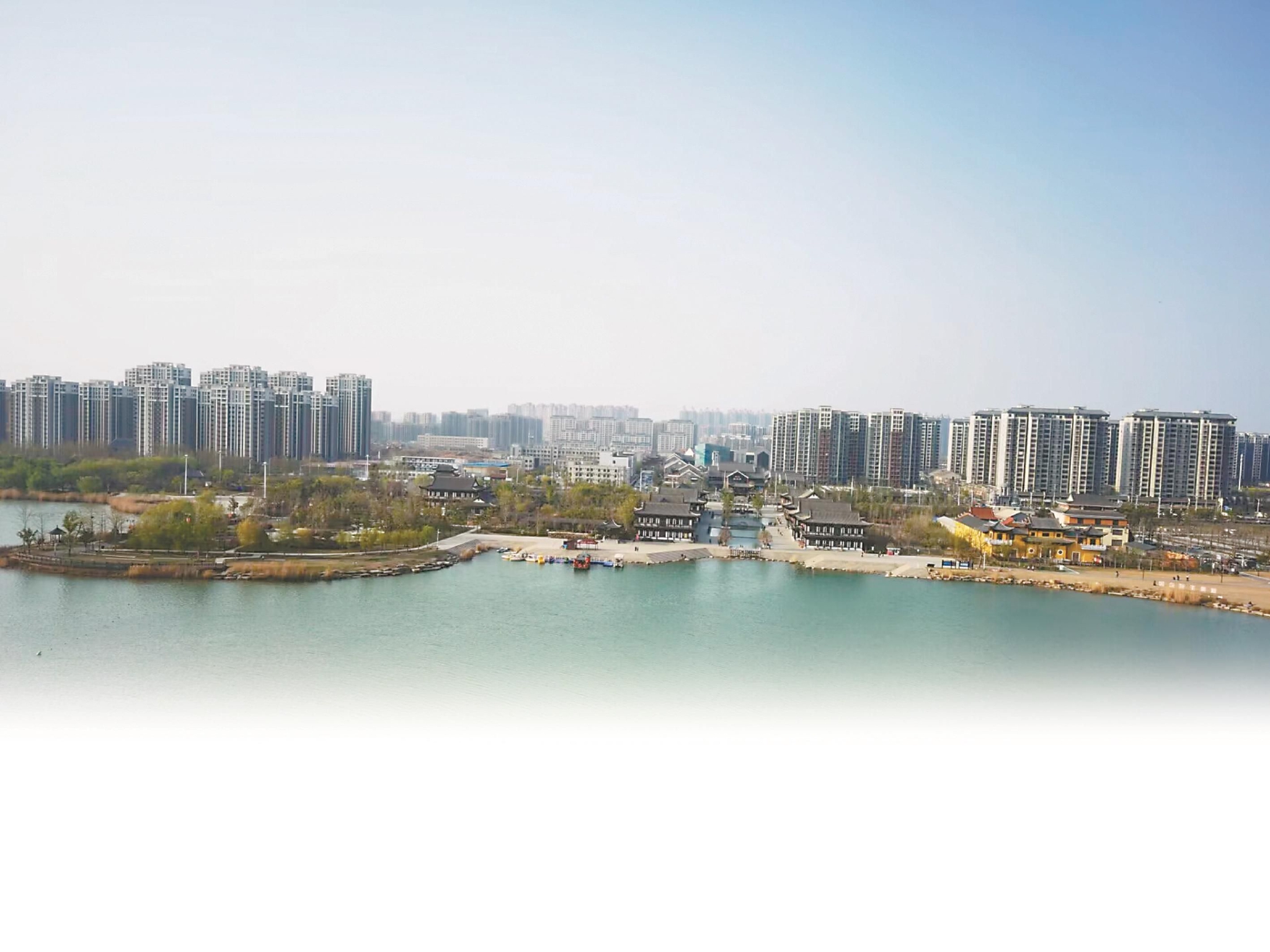 题图:濉溪乾隆湖景区.本报记者 丁贤飞 摄