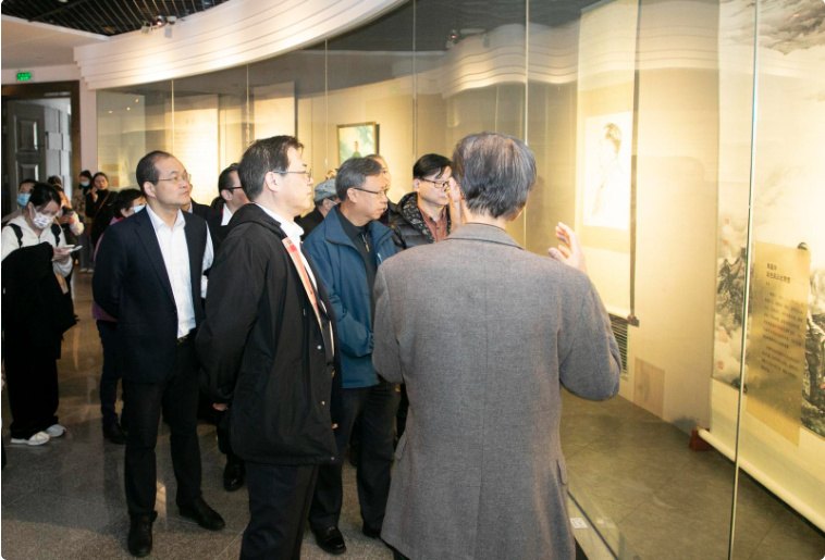 1991年,陈英,金岚夫妇将历尽艰辛保护,收藏的唐宋以来的600多件价值