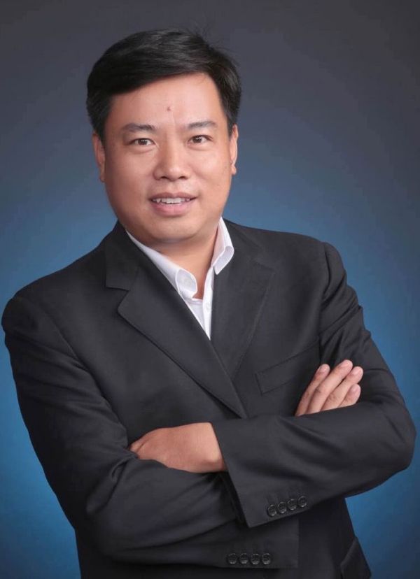 　　鸿合科技副总裁兼鸿合教育研究院院长李水平博士