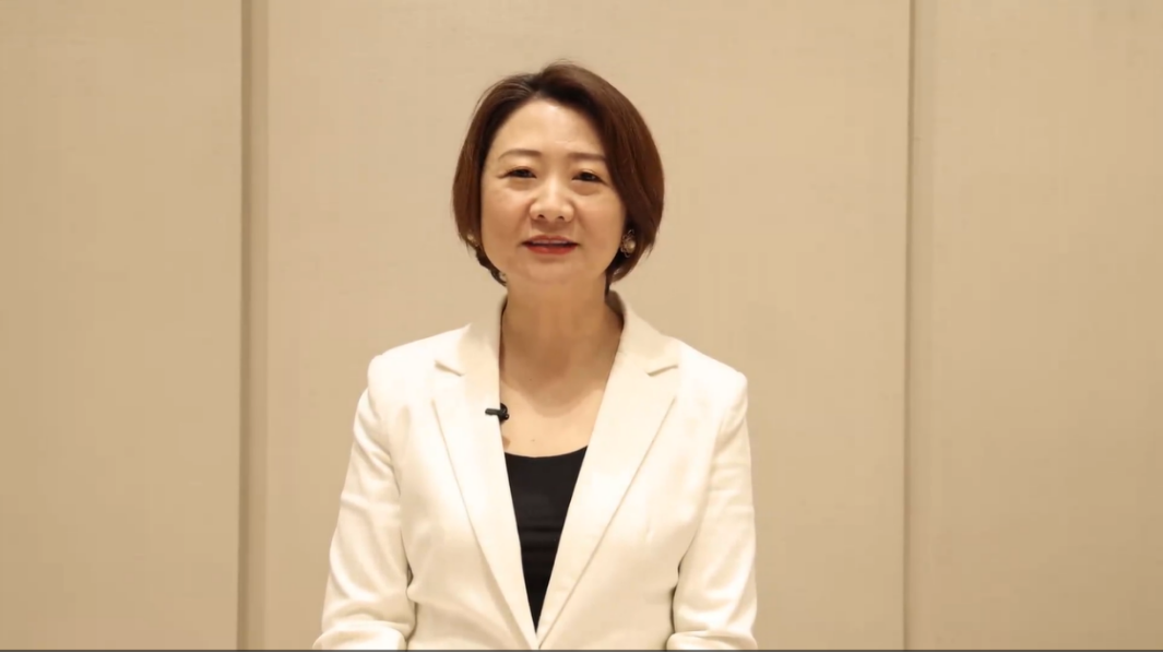 罗氏制药中国总裁边欣线上发言