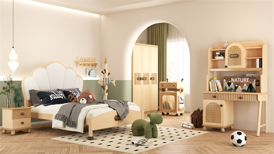 　　▲设计师运用贝壳的灵感，糅合大海的辽阔波涛感，用简约的美学线条分割，选用软包皮革设计 ，高度契合女孩子公主感成长期愿。