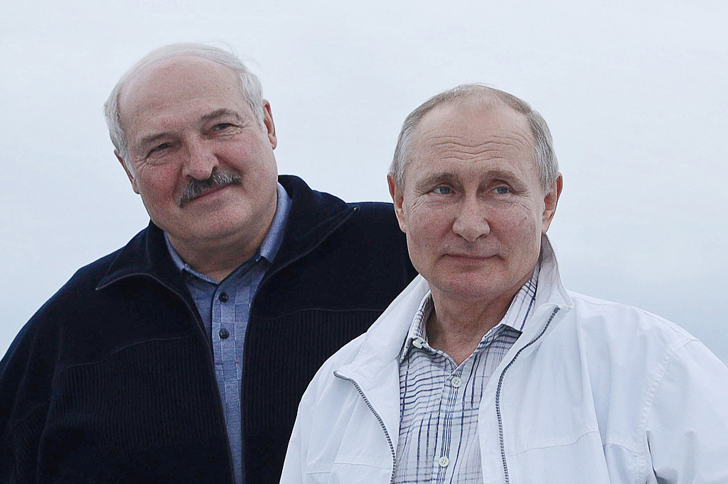 俄罗斯总统普京（右），白俄罗斯总统卢卡申科。图片来源：视觉中国
