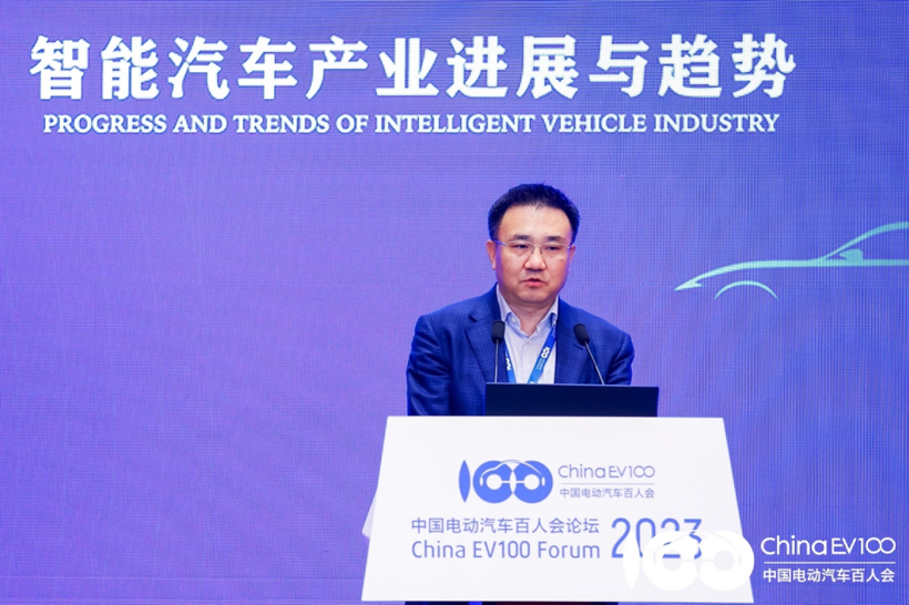 图达通智能科技（苏州）有限公司CEO 鲍君威 图片来源：中国电动汽车百人会论坛