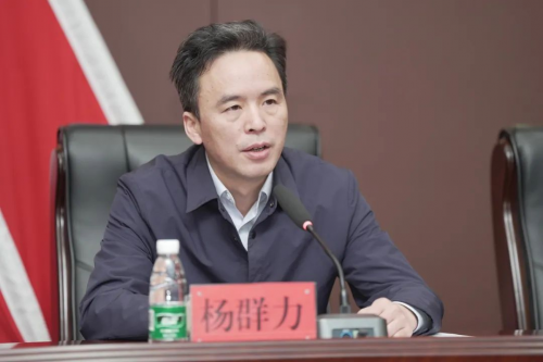 　　△湘乡市人社局党委书记、局长杨群力