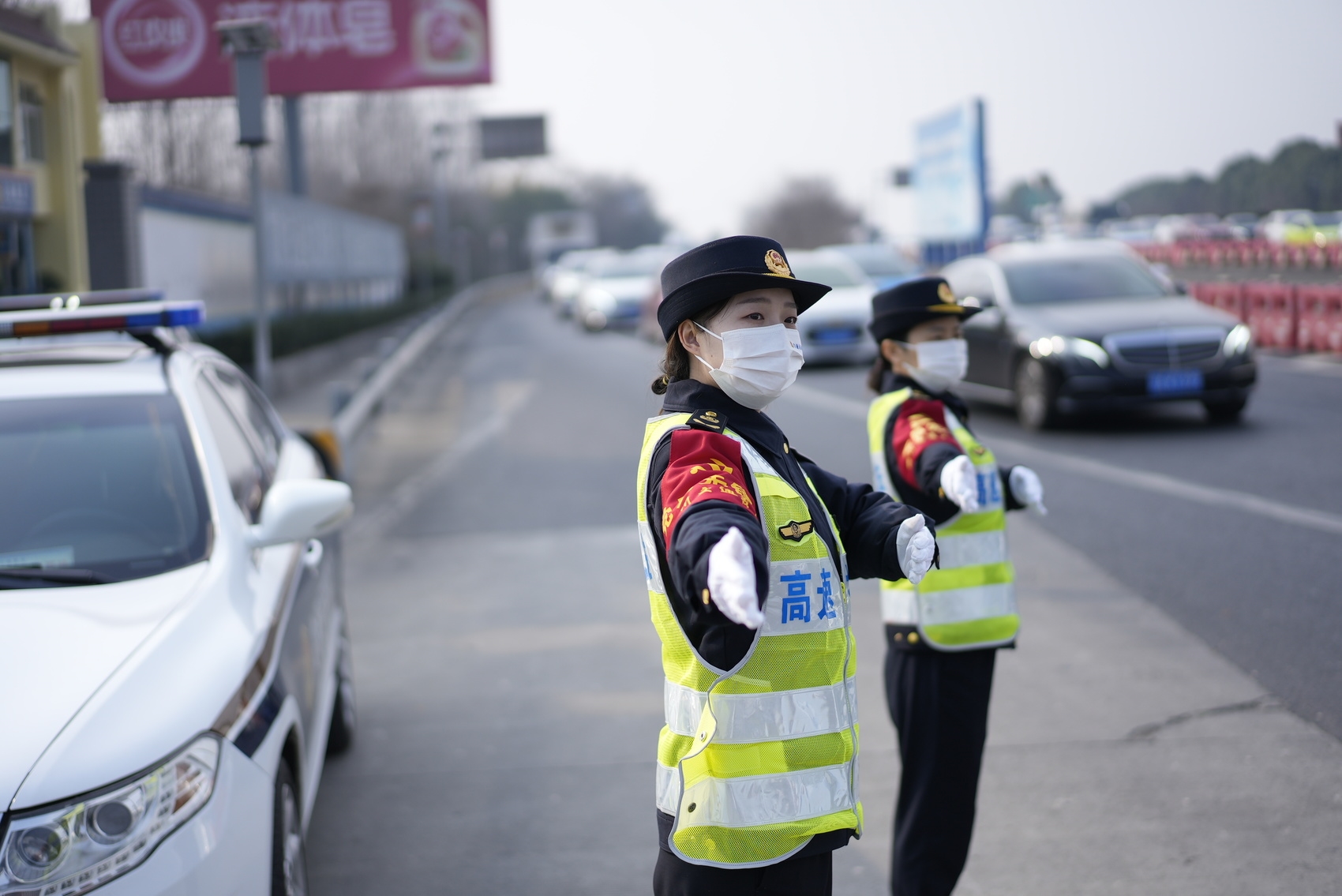 各部门统筹做好清明时节运输服务和安全管理工作
