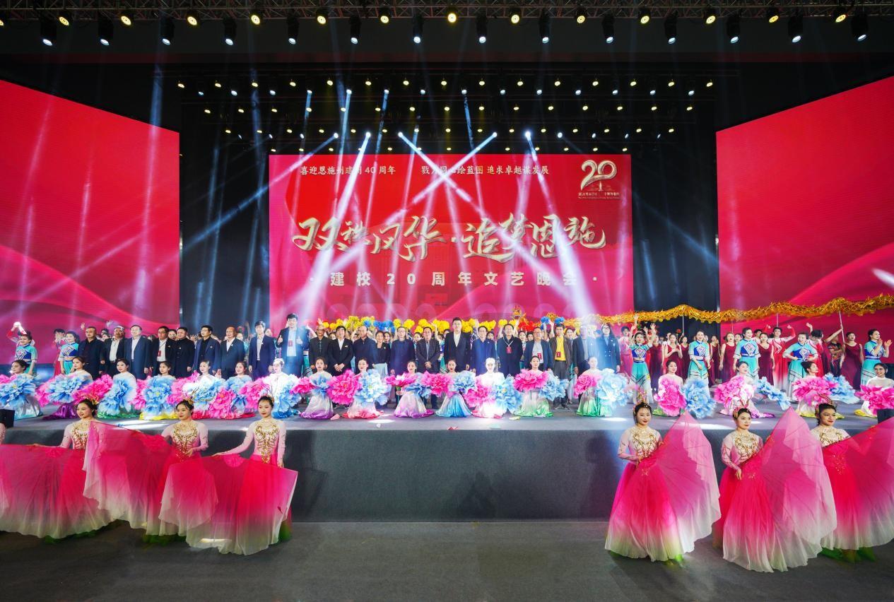 　　(来源：新视线)