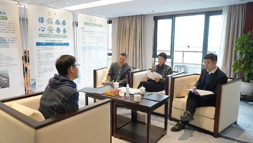 　　(区第一人民医院面试现场)