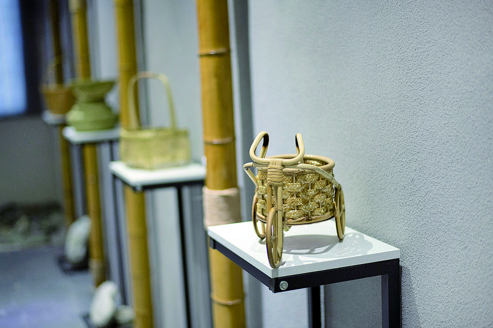 篾匠老何编织的 不是簸箕是情怀|篾匠_新浪财经_新浪网