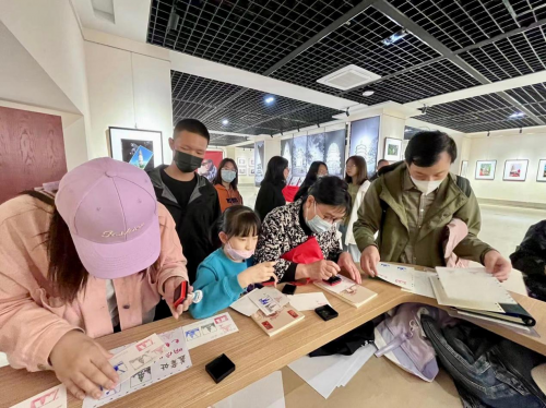 　　(来源：新视线)